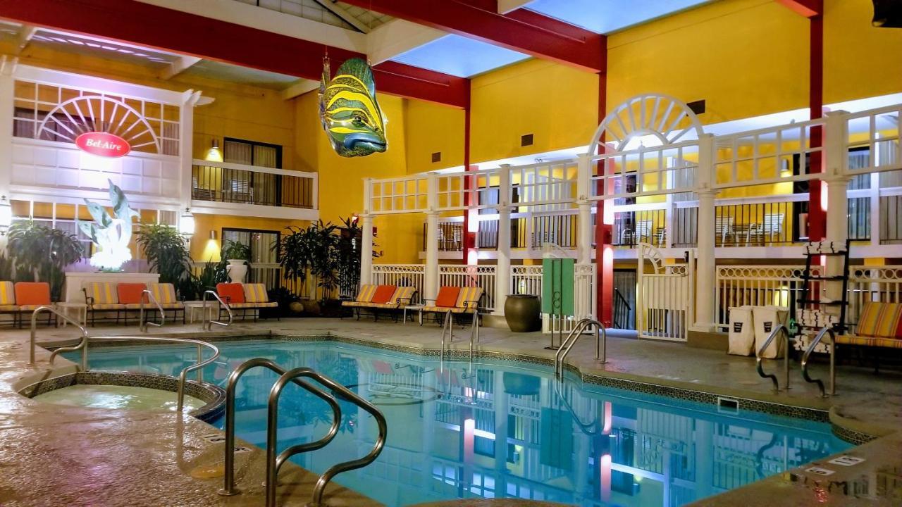 Bel-Aire Hotel Lake Erie Bagian luar foto